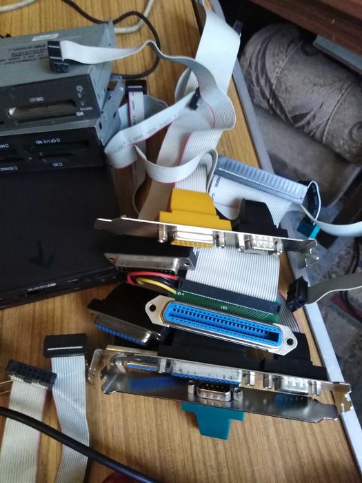 PC Czytniki kard kable i inne PC
