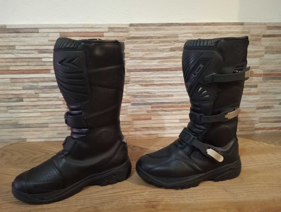 Vendo botas motard em couro