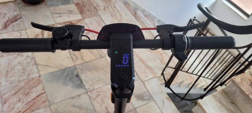 Trotinete NIU   KQI3 MAX
