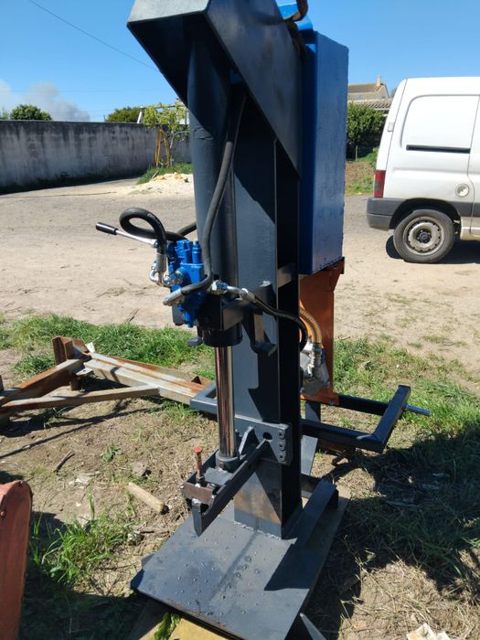 Rachador 12T  trator