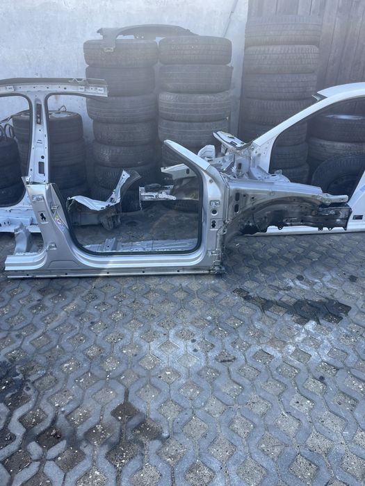 Passat B8 bok błotnik ćwiartka fartuch podłużnica prawy prawa przód