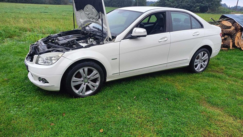 Mercedes c 204 1.8 kompresor w całości