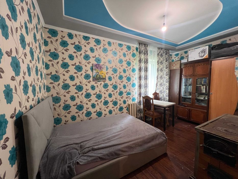 Капітальний будинок в місті Яготин - 5 кімнат, Є ВІДЕООГЛЯД