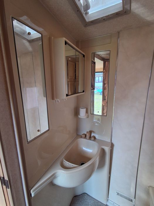 Sprzedam przyczepe kempingową Elddis 200 EX
