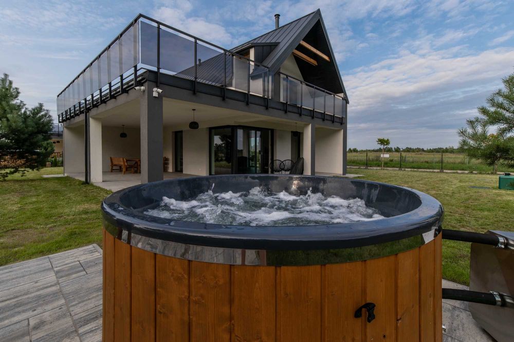 Domek 8 os. z balią i sauną w okolicy jeziora Kownatki - MAZURY