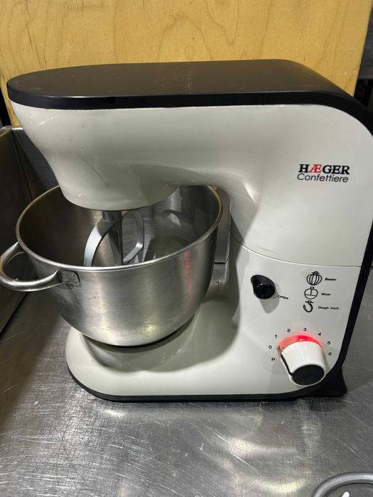 Batedeira robot de cozinha