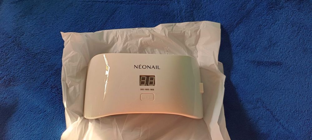 Nowa lampa UV do paznokci Neonail, biała nie używana