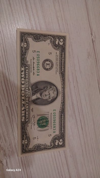 Продаж купюри 2 долара 2013; 2017  та 1  долар  2009.,2017