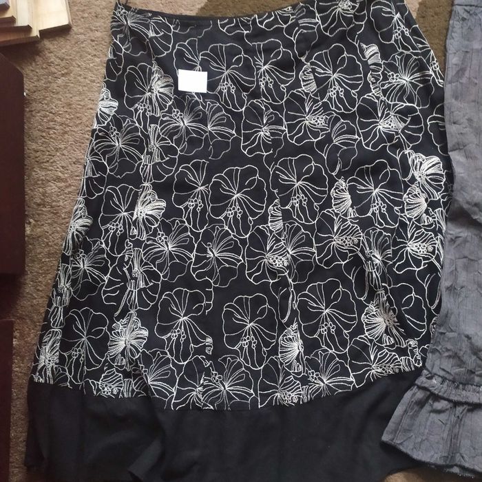 Spódnice XL 4szt.używane