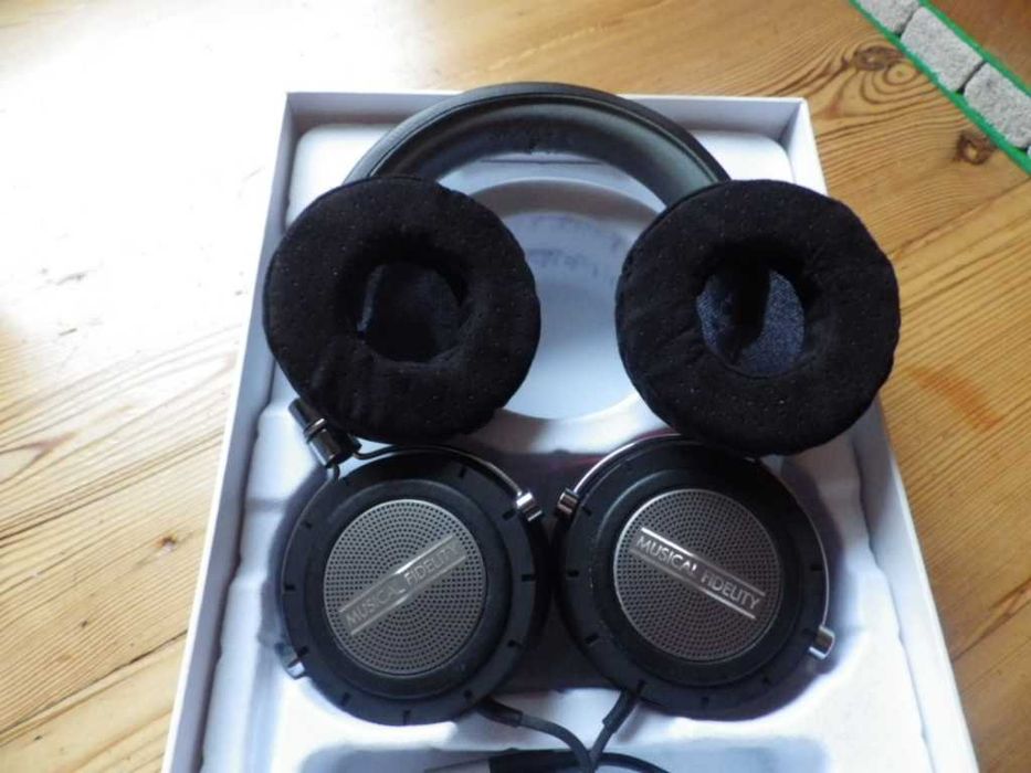 Słuchawki nauszne Musical Fidelity MF-200B przewodowe