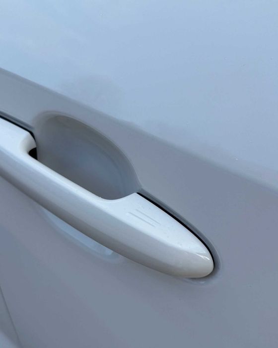 Продам автомобіль Toyota RAV4 2023 року