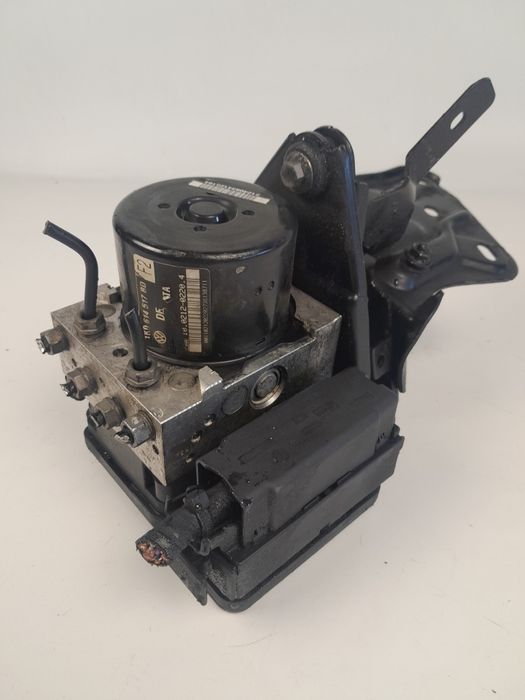Блок ABS Skoda Octavia A5 2004-2013p АБС Октавия А5 1K0907379AD