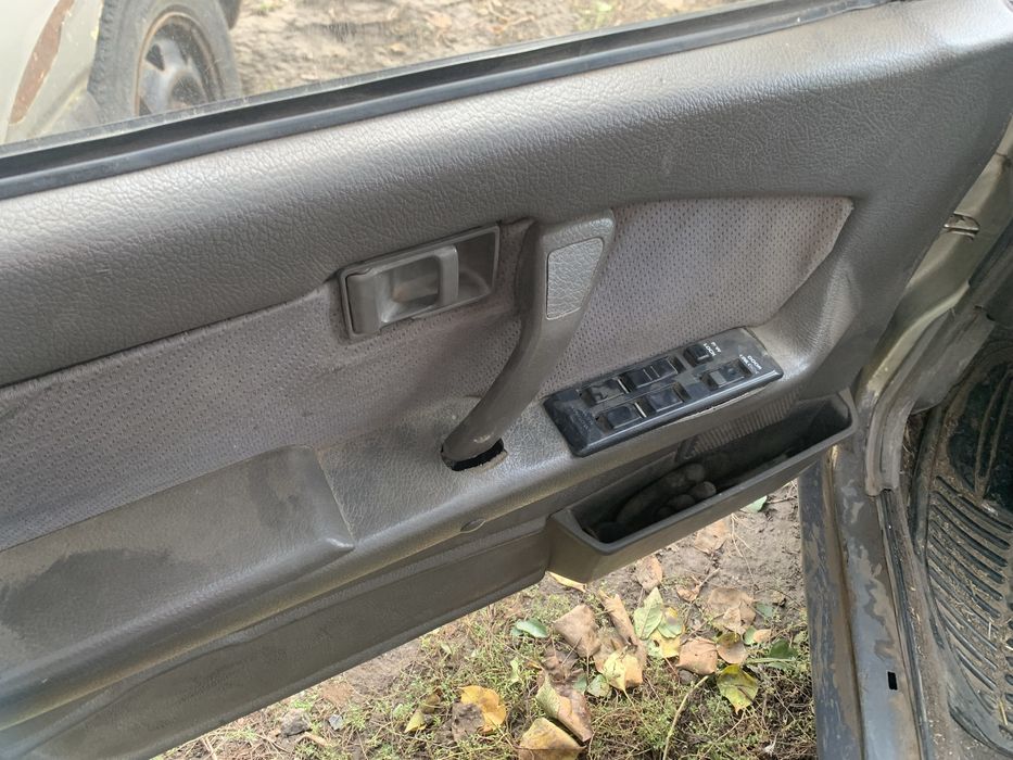 Разборка Nissan bluebird 1,6 1990г