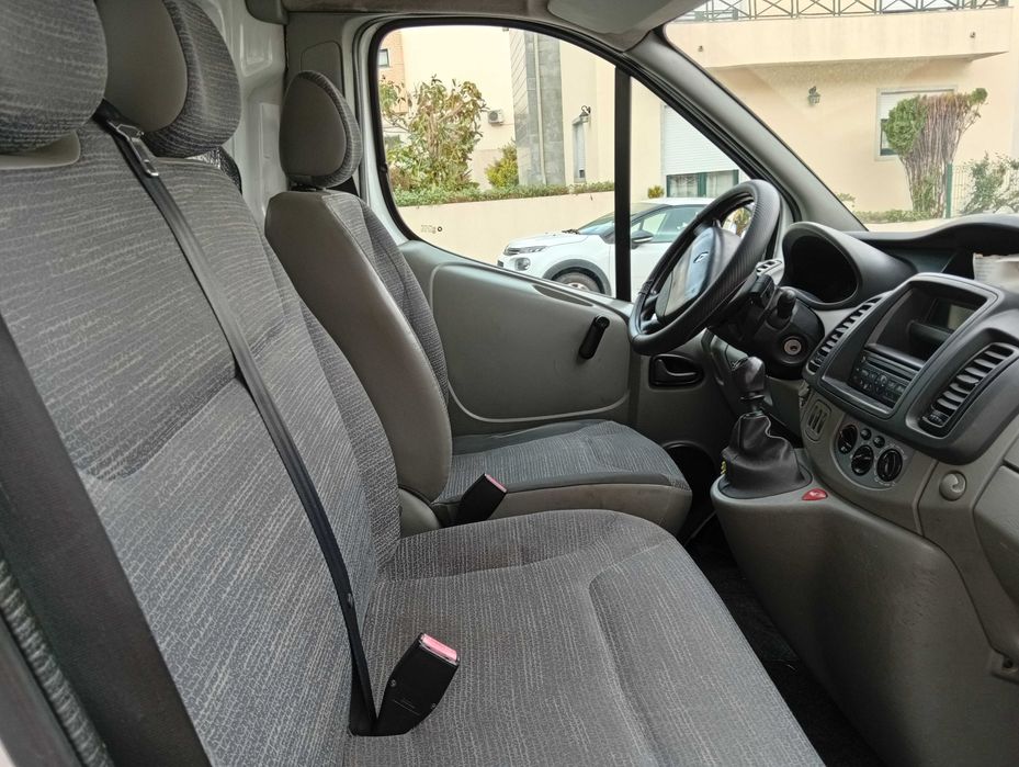 Renault Trafic em bom estado