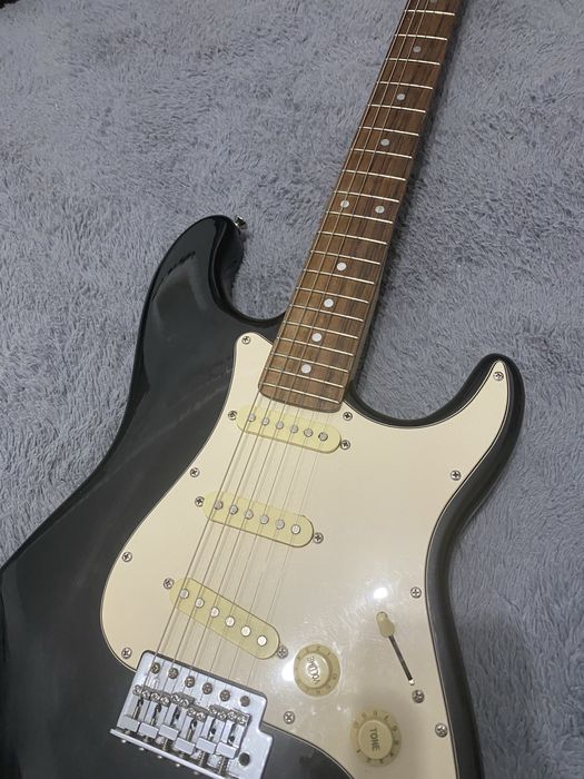 Dimavery ST-312 E-Gitarre In Weiß – Klassisches Design Für Einsteiger Und Fortgeschrittene