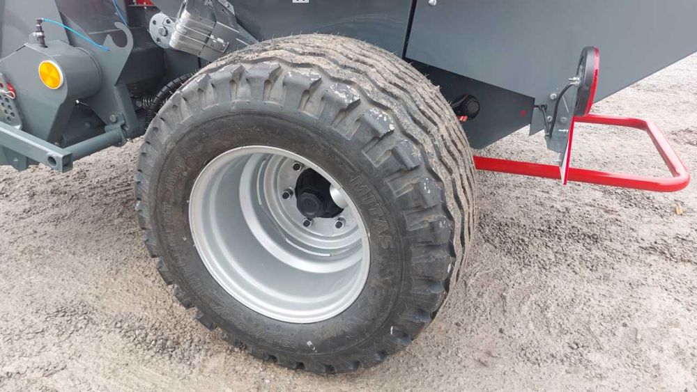 Prasa rolująca zmiennokomorowa Unia DF 1,8VD DEMO