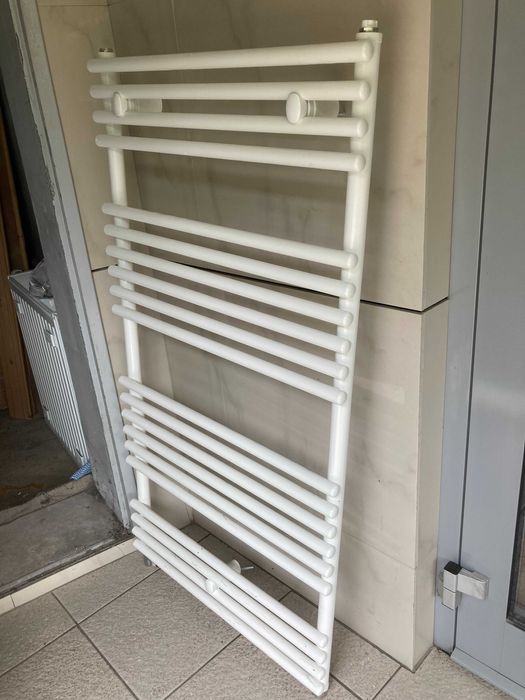 Grzejnik łazienkowy, nowy