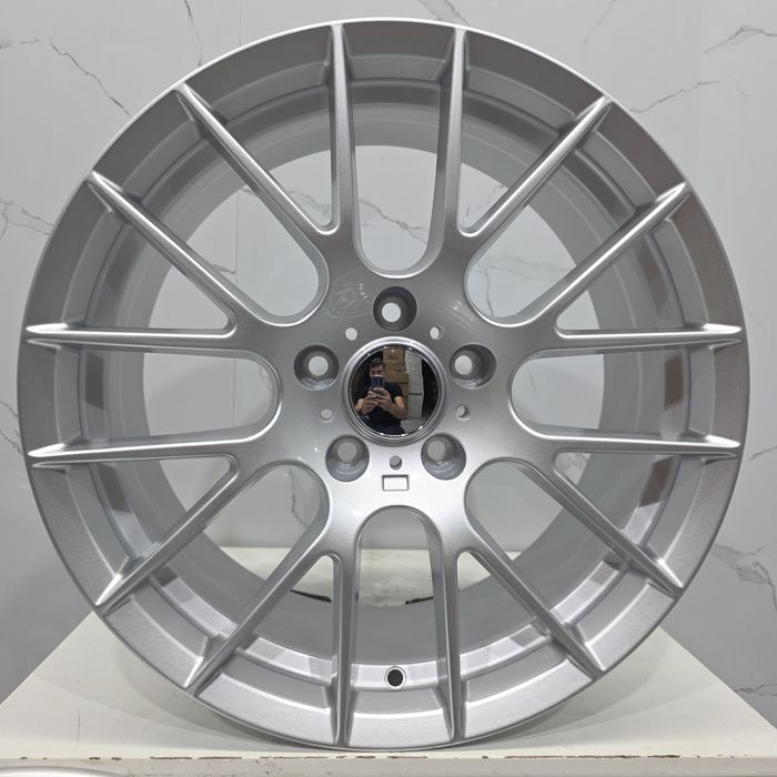 Jantes 18" compatíveis BMW style 359M M3 CSL 5x120