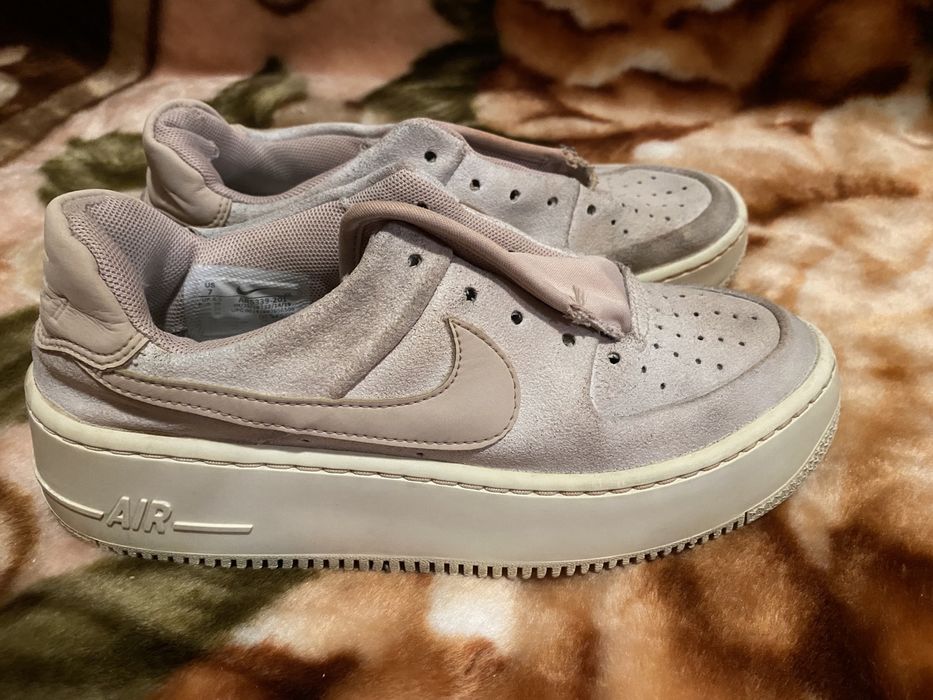 Продам оригінальну підошву nike force af-1  38 р