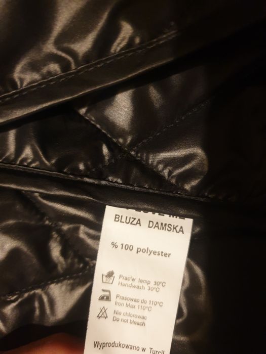 Płaszcz szlafrokowy z kapturem pikowany S,M.