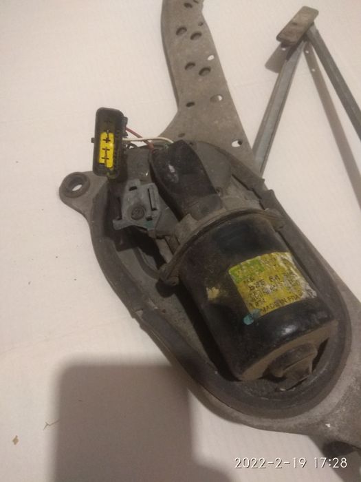 Моторчик склоочисника лагуна 2.