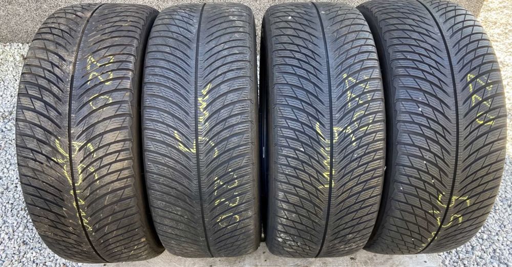 Шини 6.9мм 2022 рік 215/55 R17 Michelin комплект зима