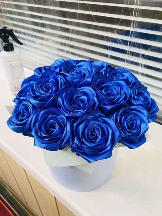 Продам букети троянд з атласної стрічки