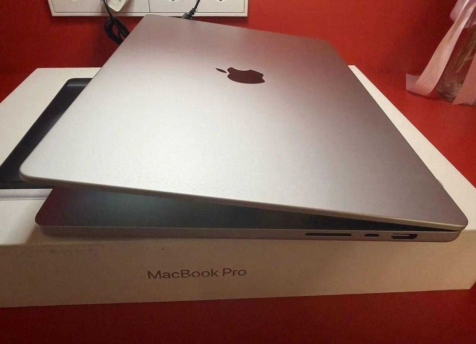 mac book pro 16 m4 pro - купити ноутбуки - Ціна на OLX.ua