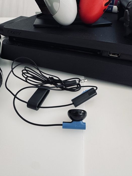 Playstation 4 zestaw jak nowy