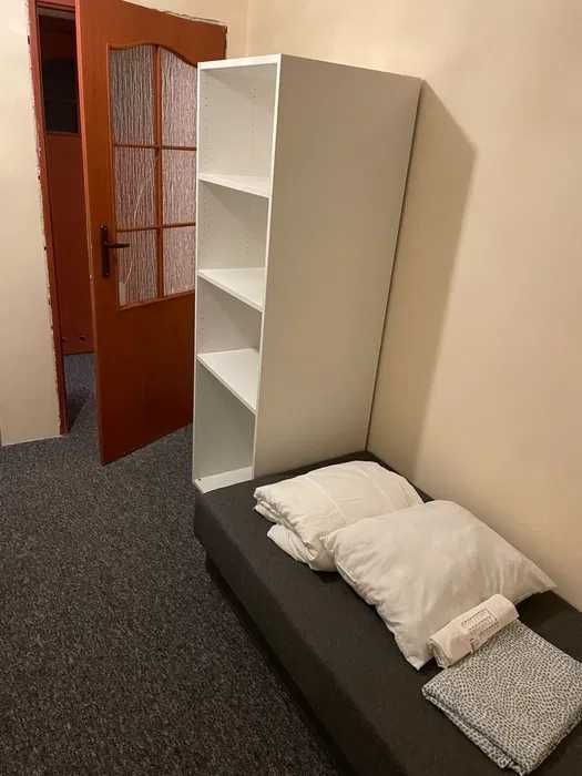 Голосійвський район! Хостел біля метро Голосіївська