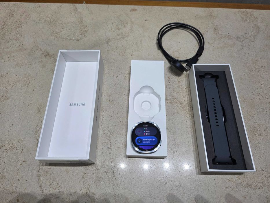 Samsung Galaxy Watch 44mm Graphite – Como Novo (usado 1 vez)
