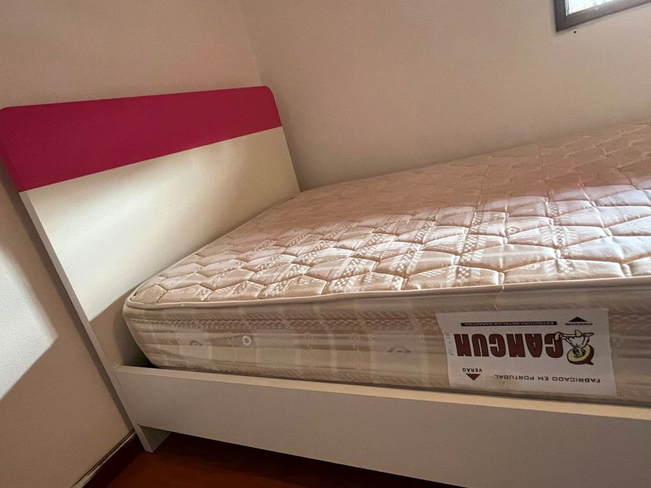 Cama de solteiro