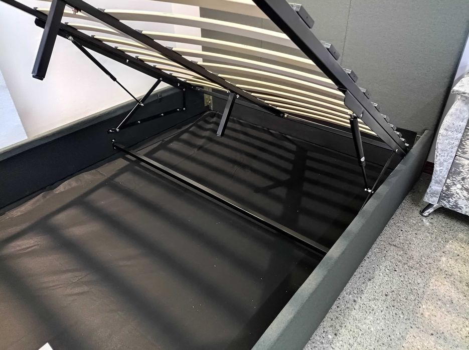 Camas com espaço para arrumação - envio gratis