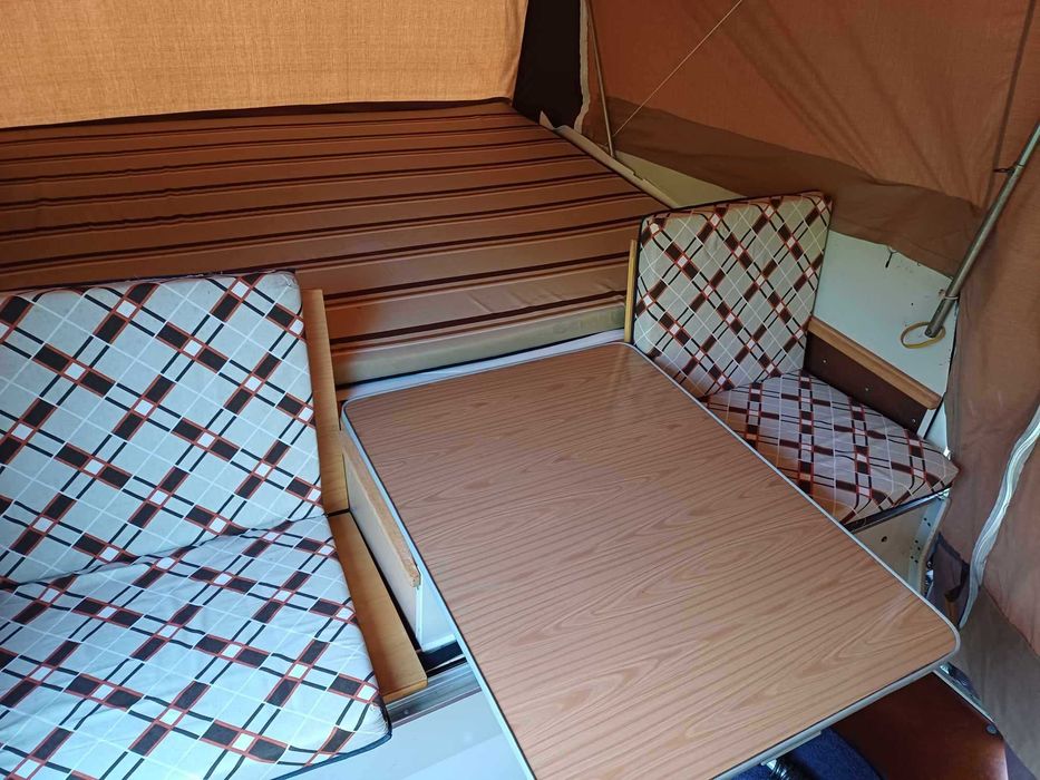 przyczepa turystyczna namiot