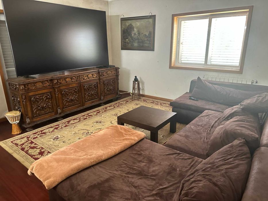 Quarto Mobilado com Varanda em Avintes – Vila Nova de Gaia