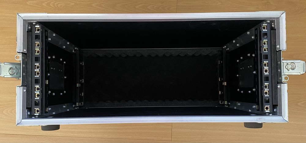 Rack 4U para diversos tipos de equipamentos