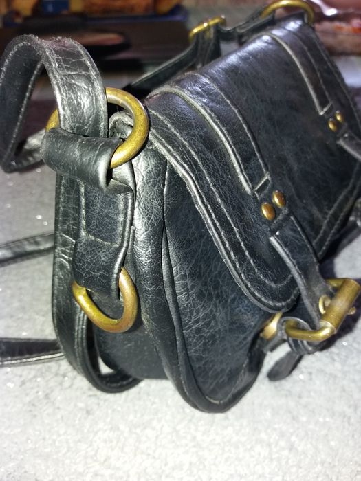 Mała torebka na pasku z Atmosphere