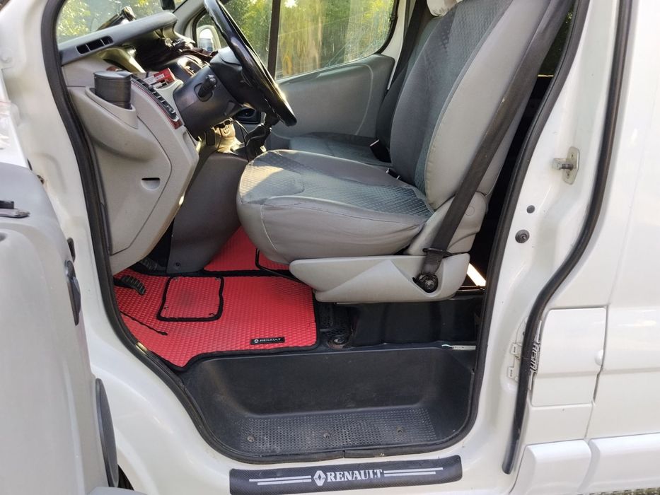 renault trafic 2009
