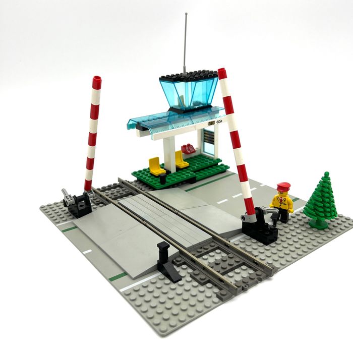 Lego Train 9v 4532 - Manual Level Crossing