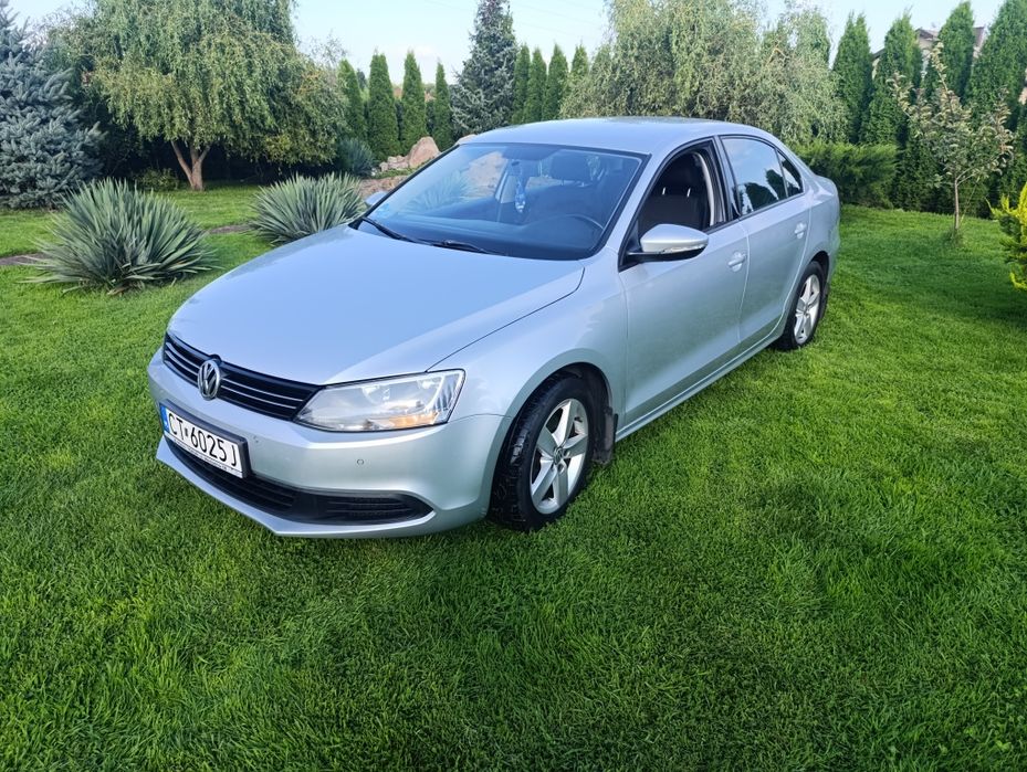 Volkswagen Jetta 1.6 tdi 2013 rok