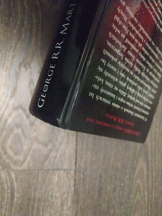 Pieśń lodu i ognia tom pierwszy Gra o tron w twardej okładce