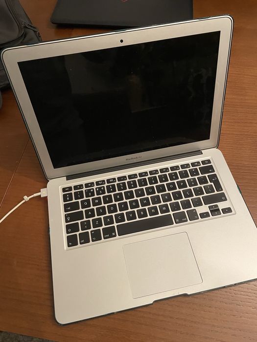MacBook Air 6,2 2013 Apple