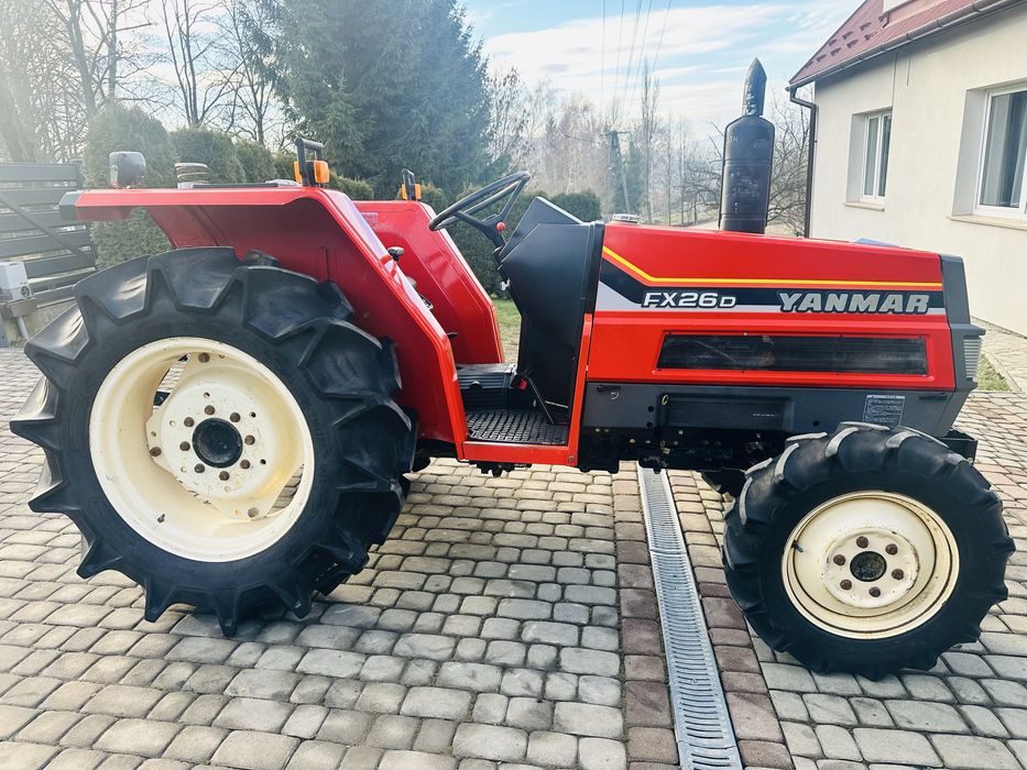 Traktor Yanmar FX 26 wspomaganie kierownicy 4 cylindry 4x4 orginał