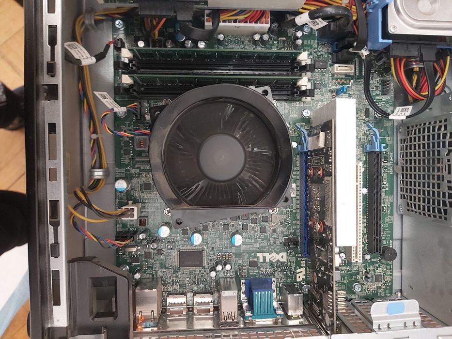 Komputer Dell 0ptiplex 7010 deskop