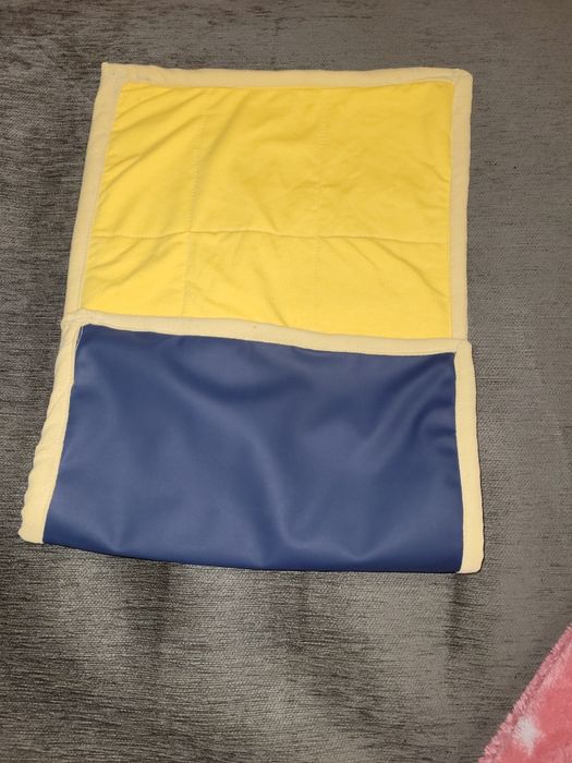 Непромокаючі пелюшки