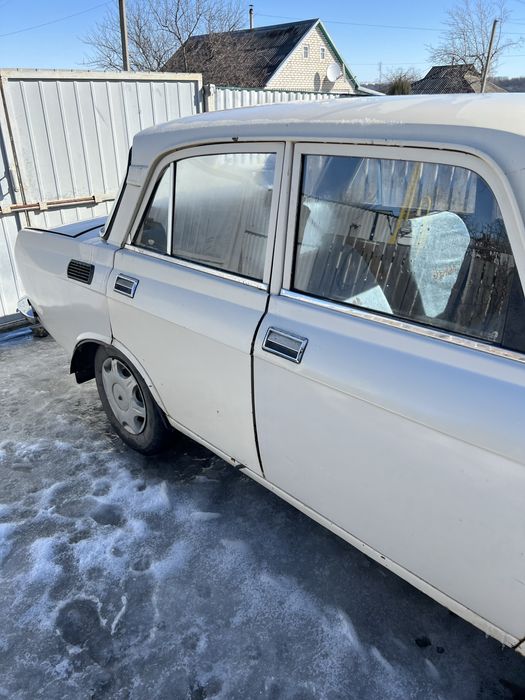 Продам Москвич 2140
