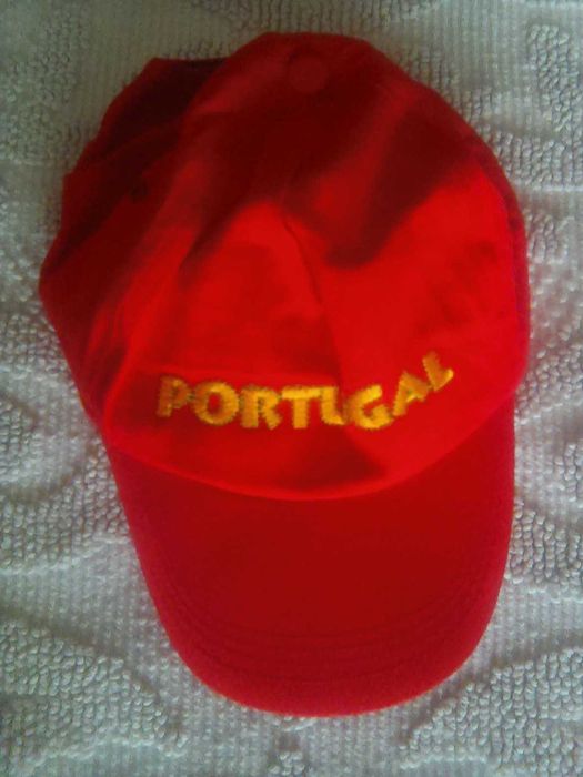 Bonés, Caps, Chapéus com pala, Gorro com guizos  -> NOVOS