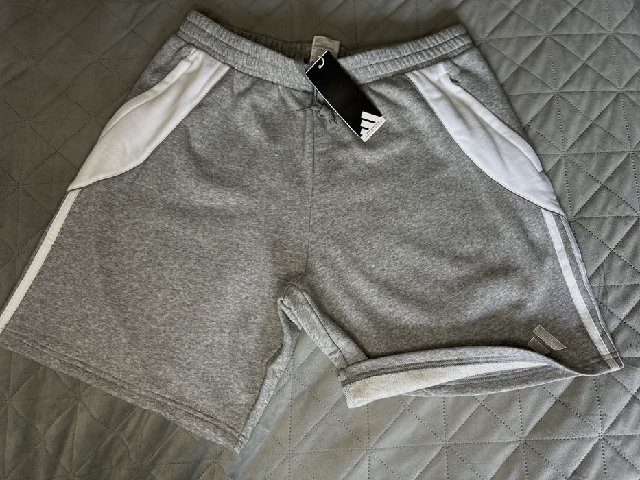 Оригінальні шорти від Adidas Tiro 24