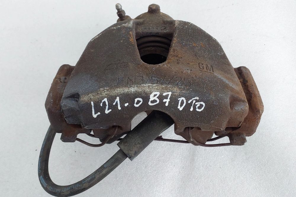 Pinça travão / maxila de travão frente direita OPEL Zafira B (A05)