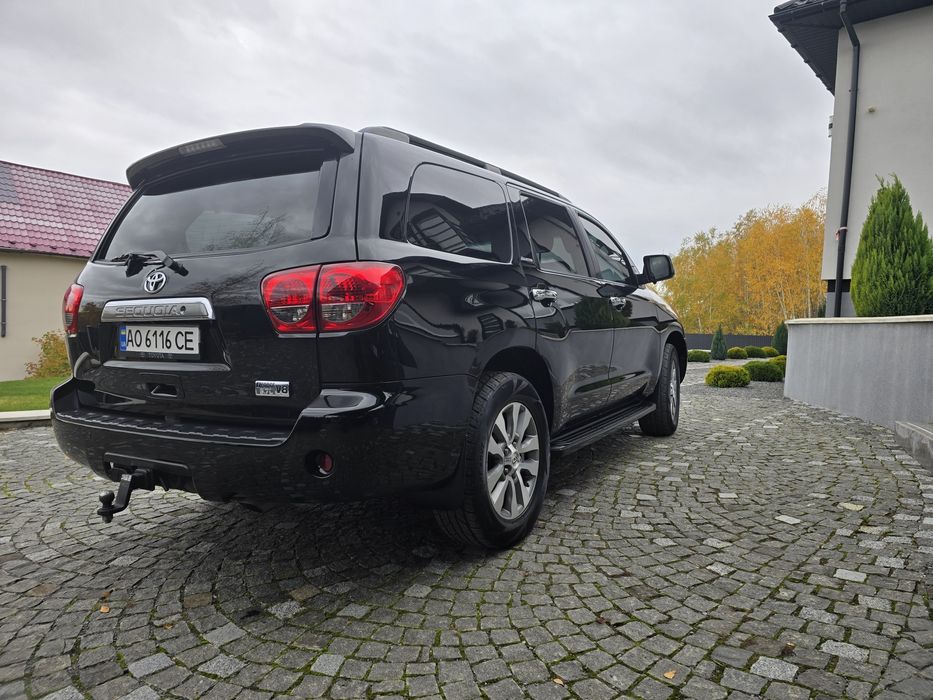 Toyota Sequoia, Тойота Секвоя